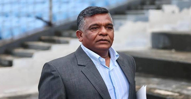 দেশ ছাড়েননি বুলবুল, বর্তমানে মিরপুরে বিসিবি সভাপতি